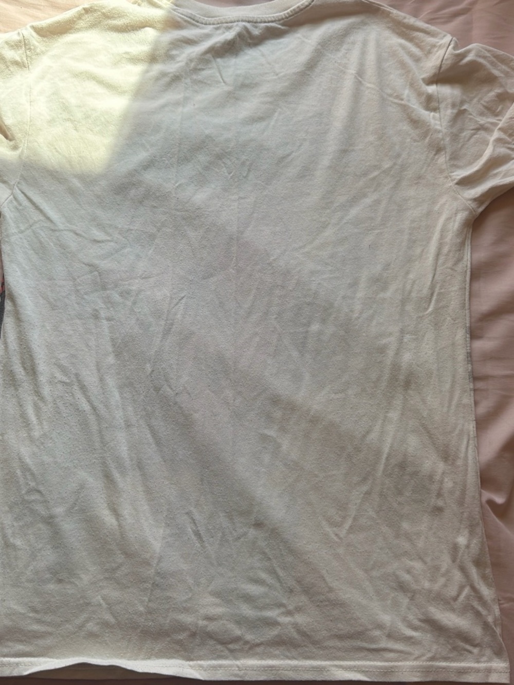 Hot Topic White Spider-Man Comic Graphic Tee with Red & Blue Print - Picture 2 of 2